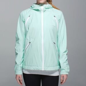 Lululemon Rise & Shine Jacket II, Sea Mist, Size 8